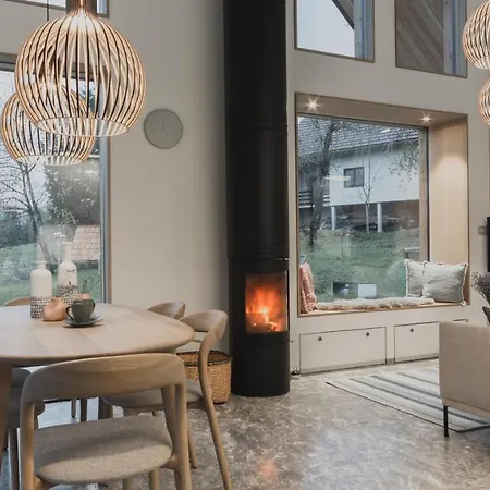 House Bale, Bale Semesterbostad Kostel