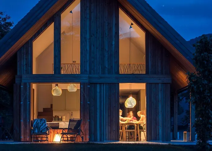 House Bale, Bale بيت للعطل Kostel